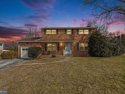 2072 Andover Dr, Dover, PA, 17315