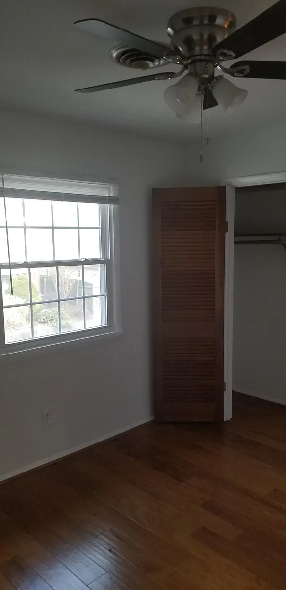 Building Photo - 2124 Dorothy Ave