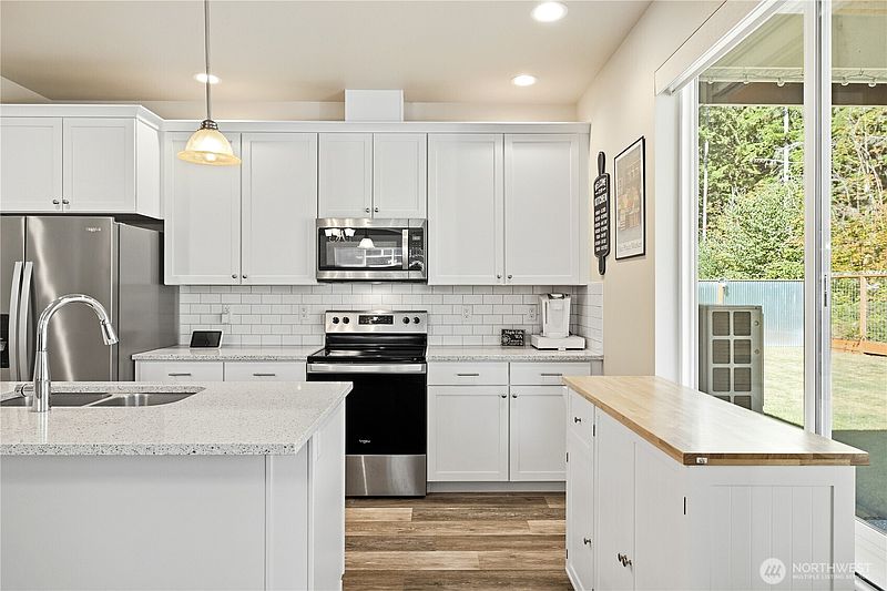 5th image of 8276 Balfour Valley Ln