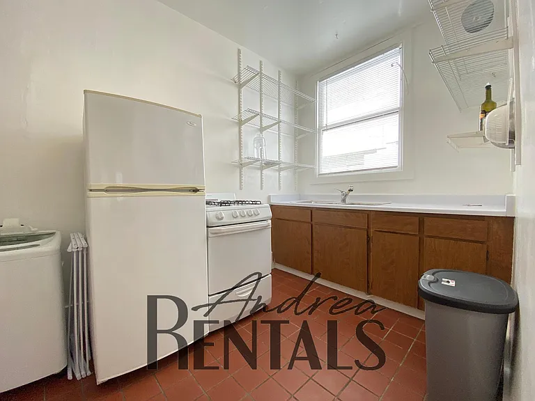 2428 Bancroft Way #4 — Photo 8