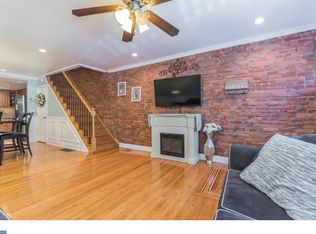 134 Hoffman St, Philadelphia, PA 19148
