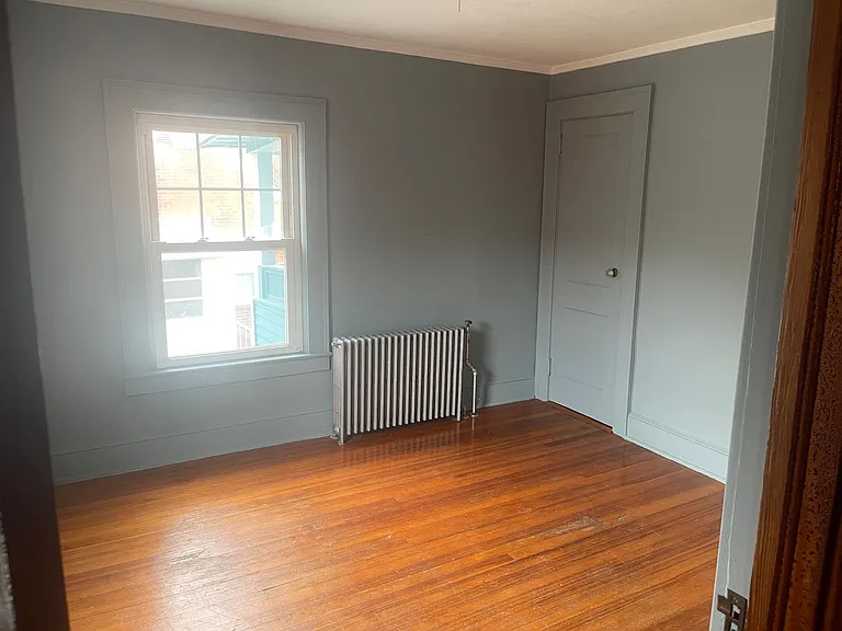 328 Main St - Red Pod — Photo 8