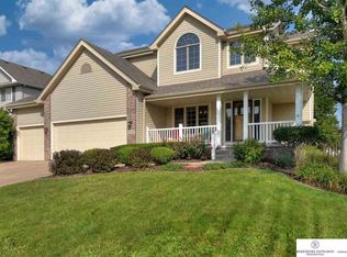 6103 S 160th St, Omaha, NE 68135