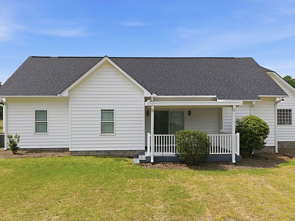 3rd image of 105 Waters Way Way