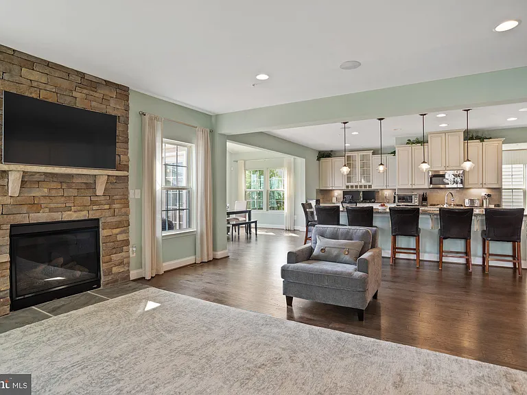 14202 Bentley Park Dr — Photo 11