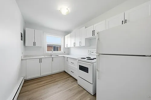 3848 Retallack St #2 Photo 1