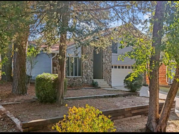 8615 Kennesaw Mountain Dr