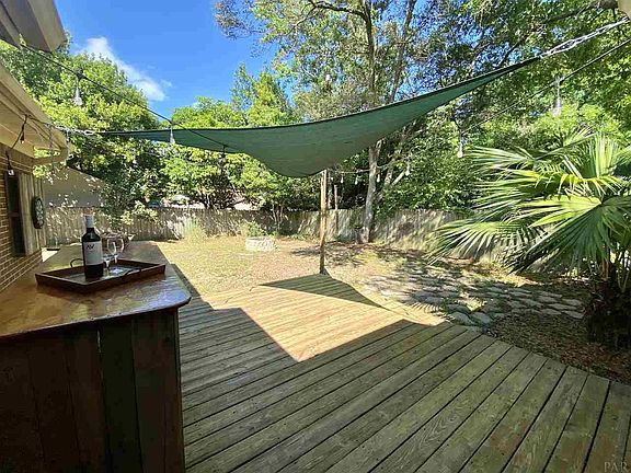4th image of 4830 Balmoral Dr