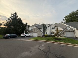 16 Martin Ct, Newtown, PA 18940
