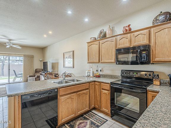 5th image of 10960 E MONTE Avenue #196