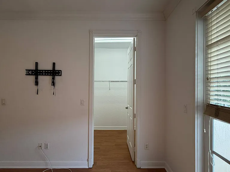 8309 NW 8th Way — Photo 35