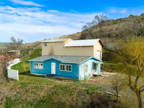 211 Sagewood Dr, Selah, WA 98942