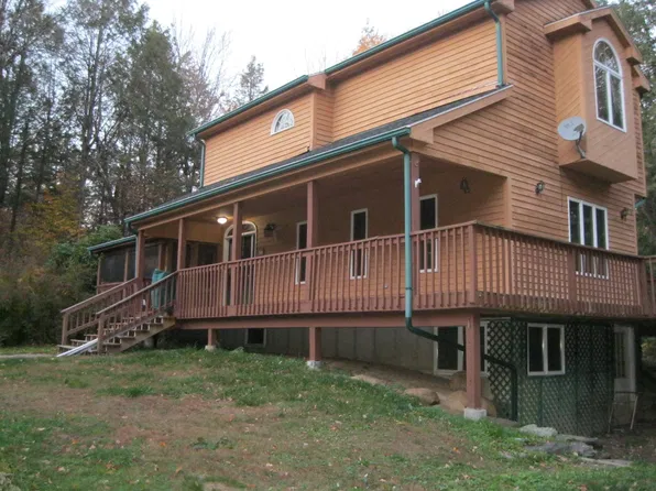 47 Lyon Hill Rd, Chester, MA 01011