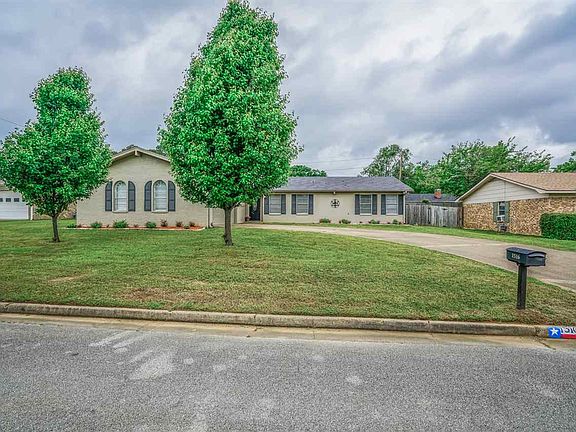 2nd image of 1516 Duncan Dr