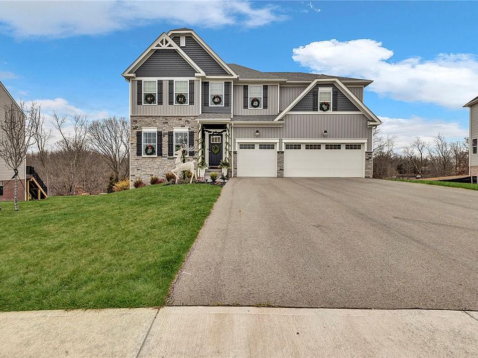 1st image of 38 Equestrian Dr