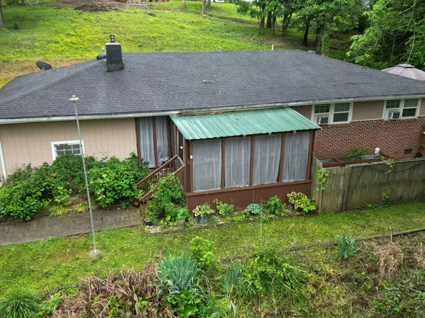 131 Scott Rd, Harriman, TN 37748