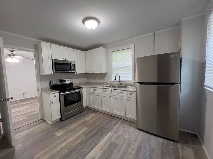 1716 Freeman St SE #A — Photo 4