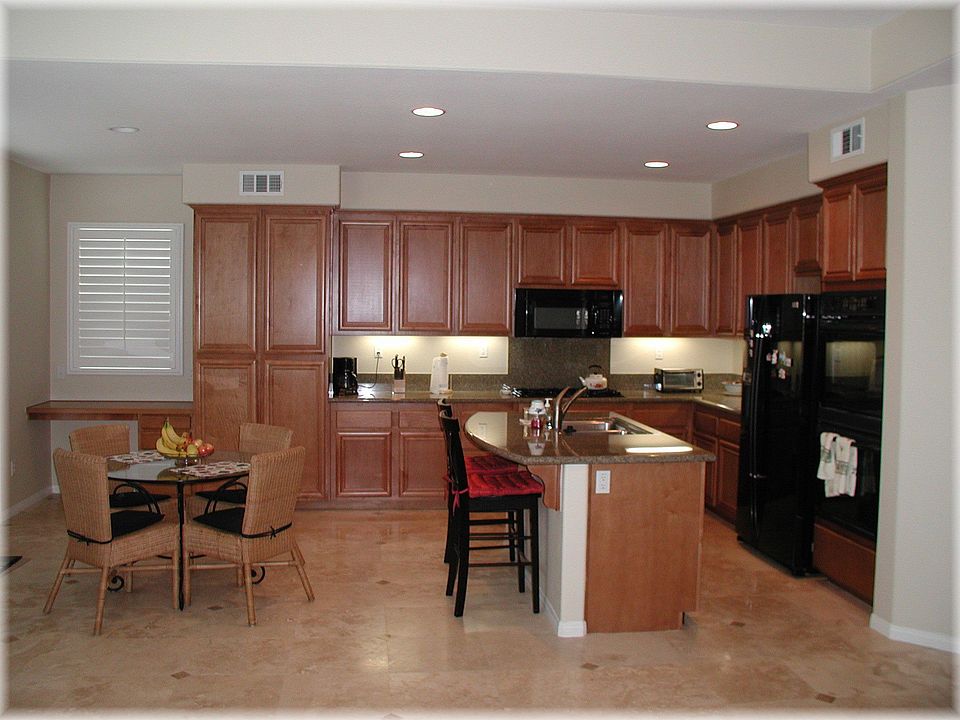 Kitchen and Breakfast Nook