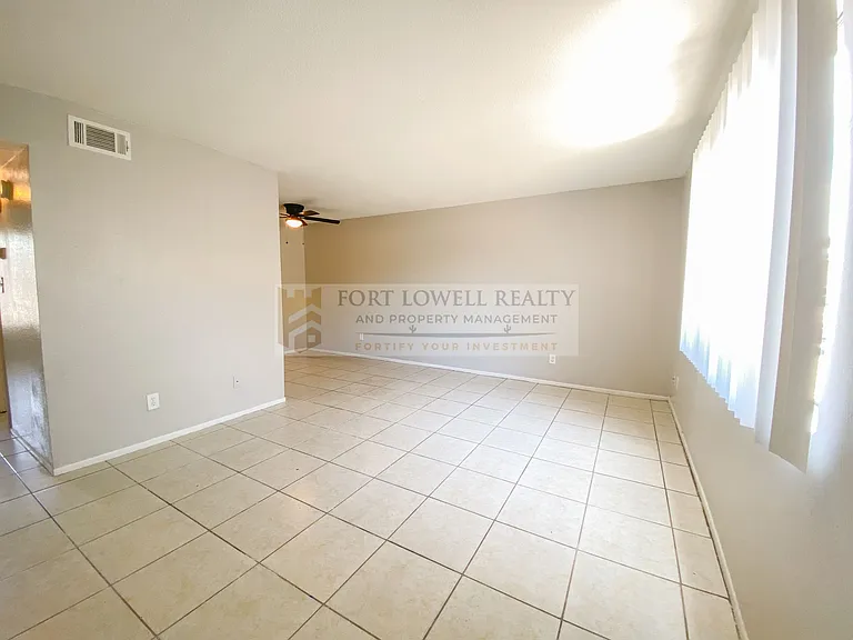 260 W 8th Ave #123 — Photo 3
