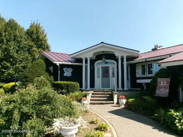 212 Philip Schuyler Road, Cobleskill, NY 12043