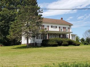 4010 Reichert Rd, Erie, PA 16509