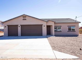 105 Bretana Ct, Rio Rico, AZ 85648
