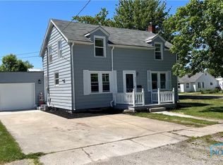 209 Hilton St, Defiance, OH 43512