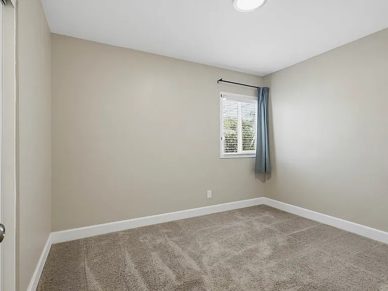 6102 Glacier Dr — Photo 20