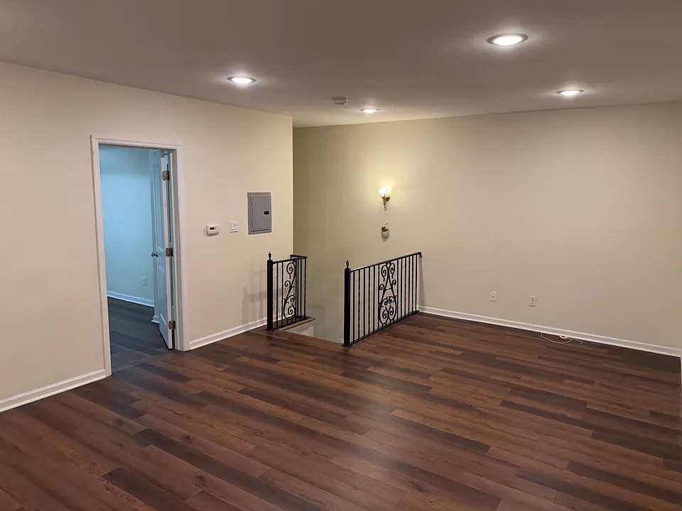 351 Avenue A #3