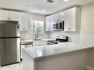 110 SW 20th Ave, Fort Lauderdale, FL 33312
