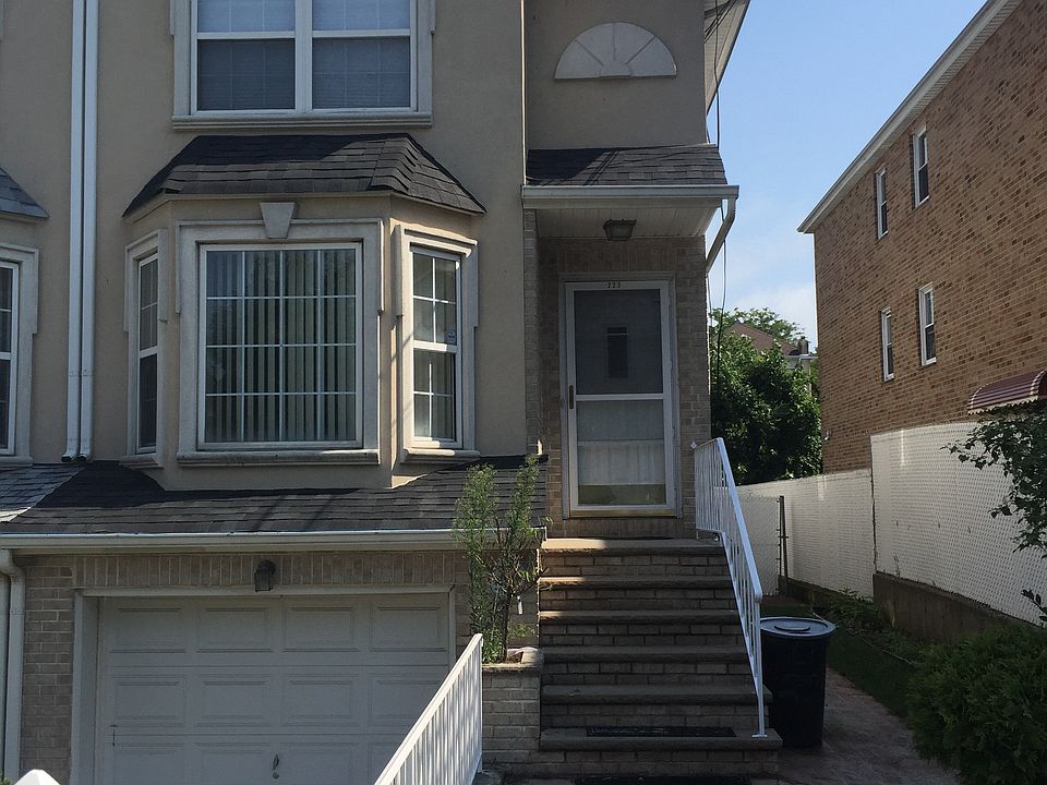 1st image of 223 Buel Ave #2