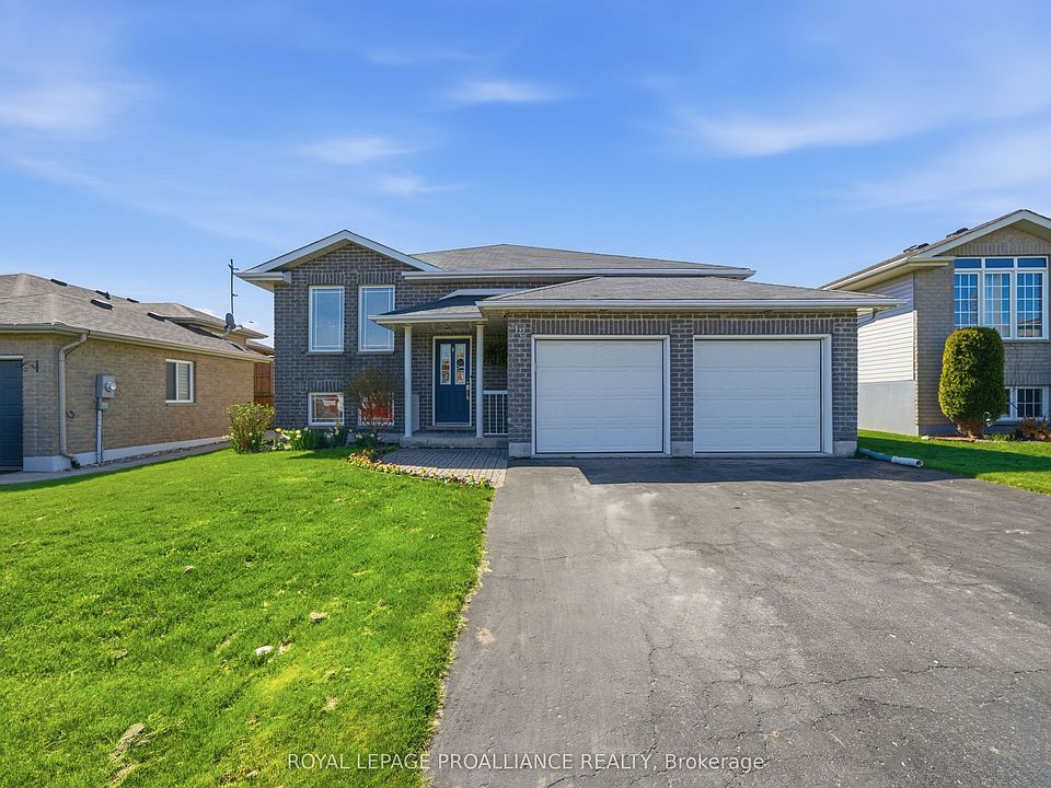 1st image of 12 Ridgeview Ln