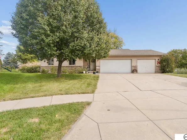 1930 Boston Cir, Lincoln, NE 68521