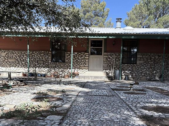 4th image of 4404 Taos St