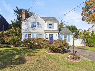 26 Overhill Road, Fairfield, CT, 06824