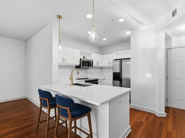 390 17th St NW Unit 4052, Atlanta, GA 30363
