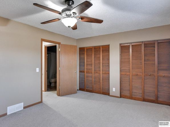 omaha-nebraska-75780236 picture