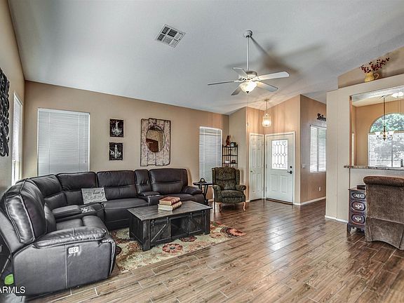5th image of 2099 E Mallard Ct