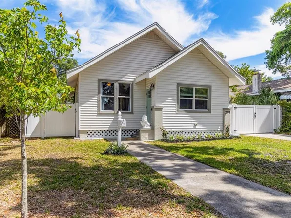 293 20th Ave S, Saint Petersburg, FL 33705