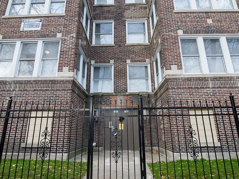 7240 S Yates Blvd — Photo 12