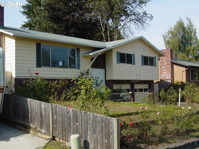 1st image of 861 SE 25th Ct