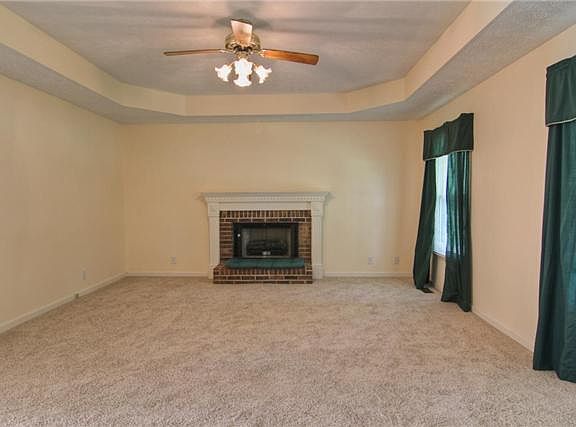 2nd image of 1807 Cross Creek Dr