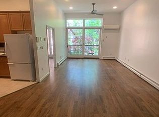 393 17th St APT 2A, Brooklyn, NY 11215