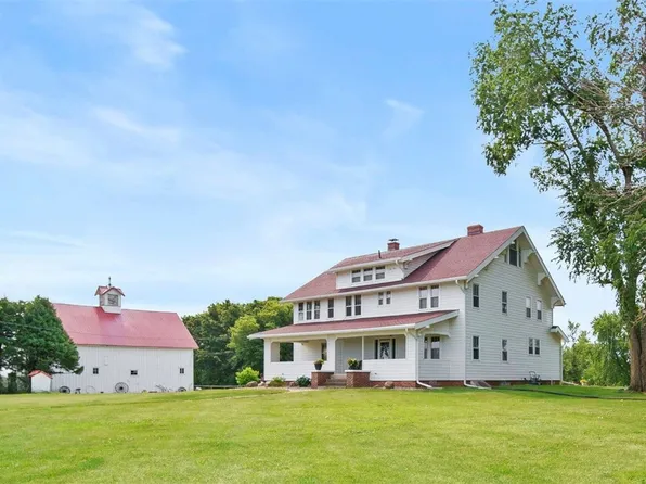 7533 NE 102nd Ave, Bondurant, IA 50035