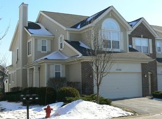 1222 Townes Cir, Aurora, IL 60502