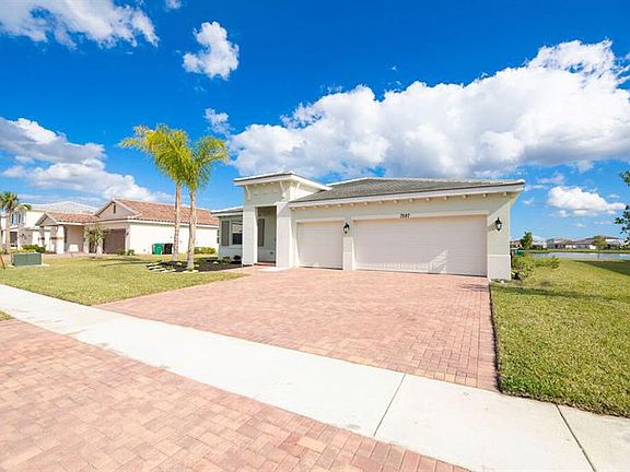 5th image of 7597 NW Archerfield Dr
