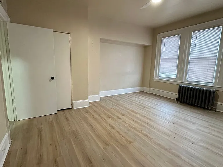 1306 West Hunting Park Avenue — Photo 9