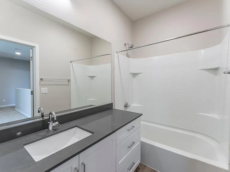 432 S 32nd St #120 — Photo 2