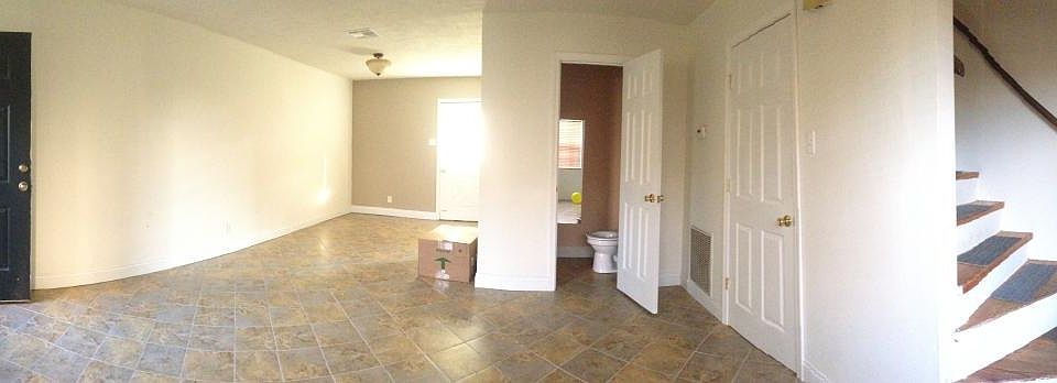 front room new floor ez clean, ez to furnish