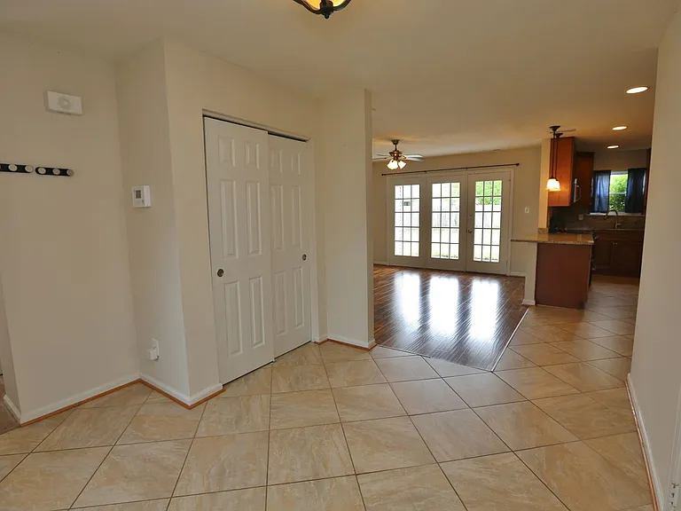1012 Antioch Cir — Photo 4